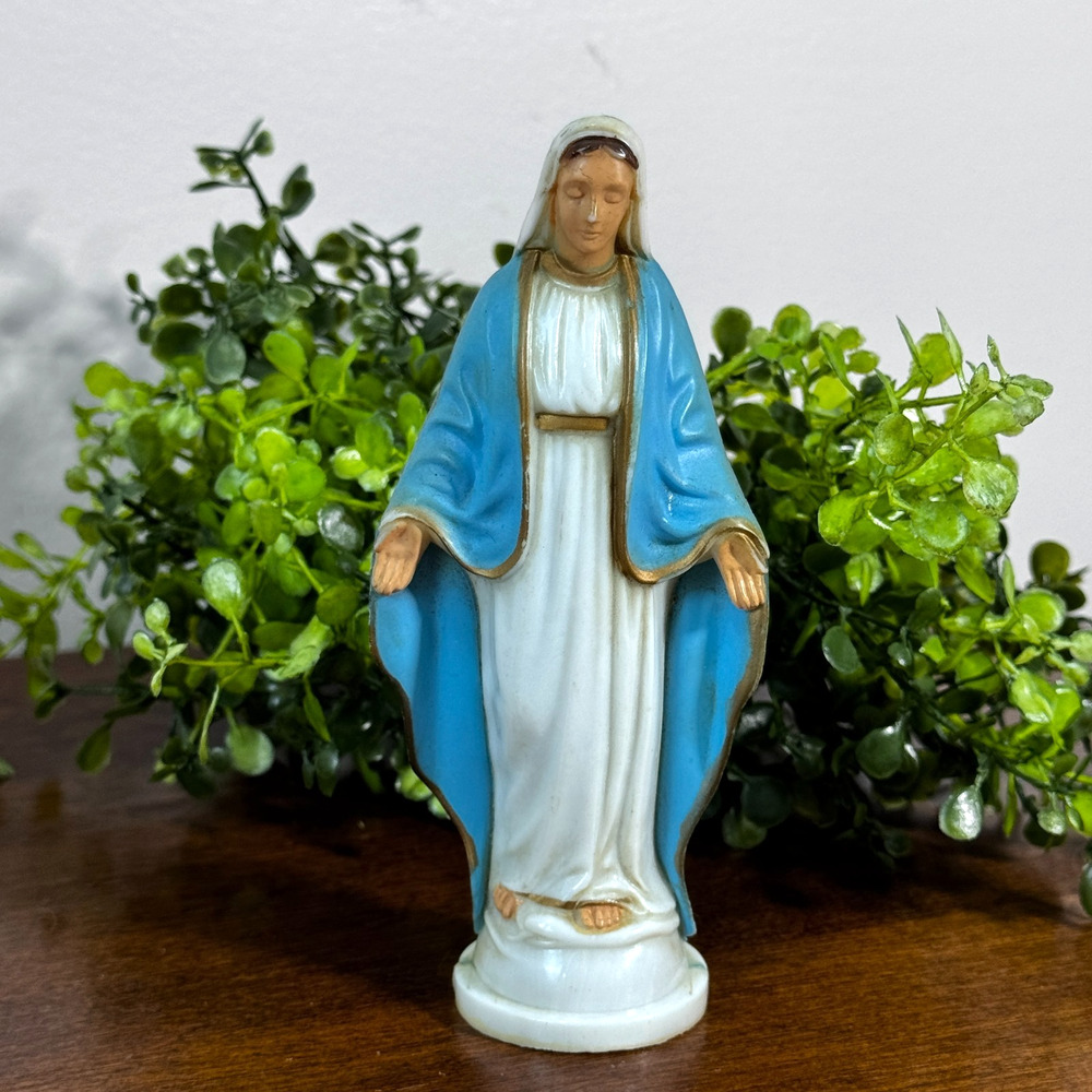 Blessed Mother Mary Madonna Figurine 5 in Plastic Holy Virgin Religious